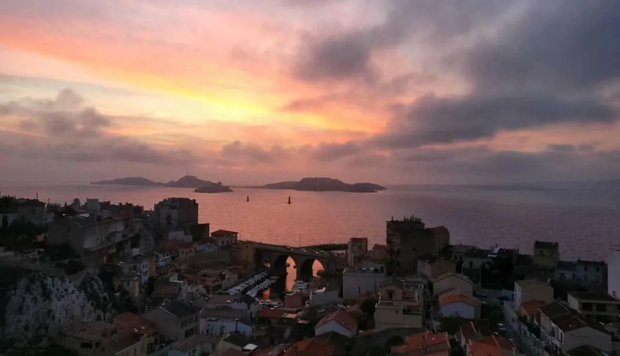 Serenity Escape Marseille - Sea View & Sunset